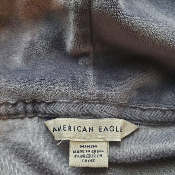 AMERICAN EAGLE SZ M  Gray Velour Sweatshirt Cozy Ever After Cropped Hoodie - Picture 7 of 9